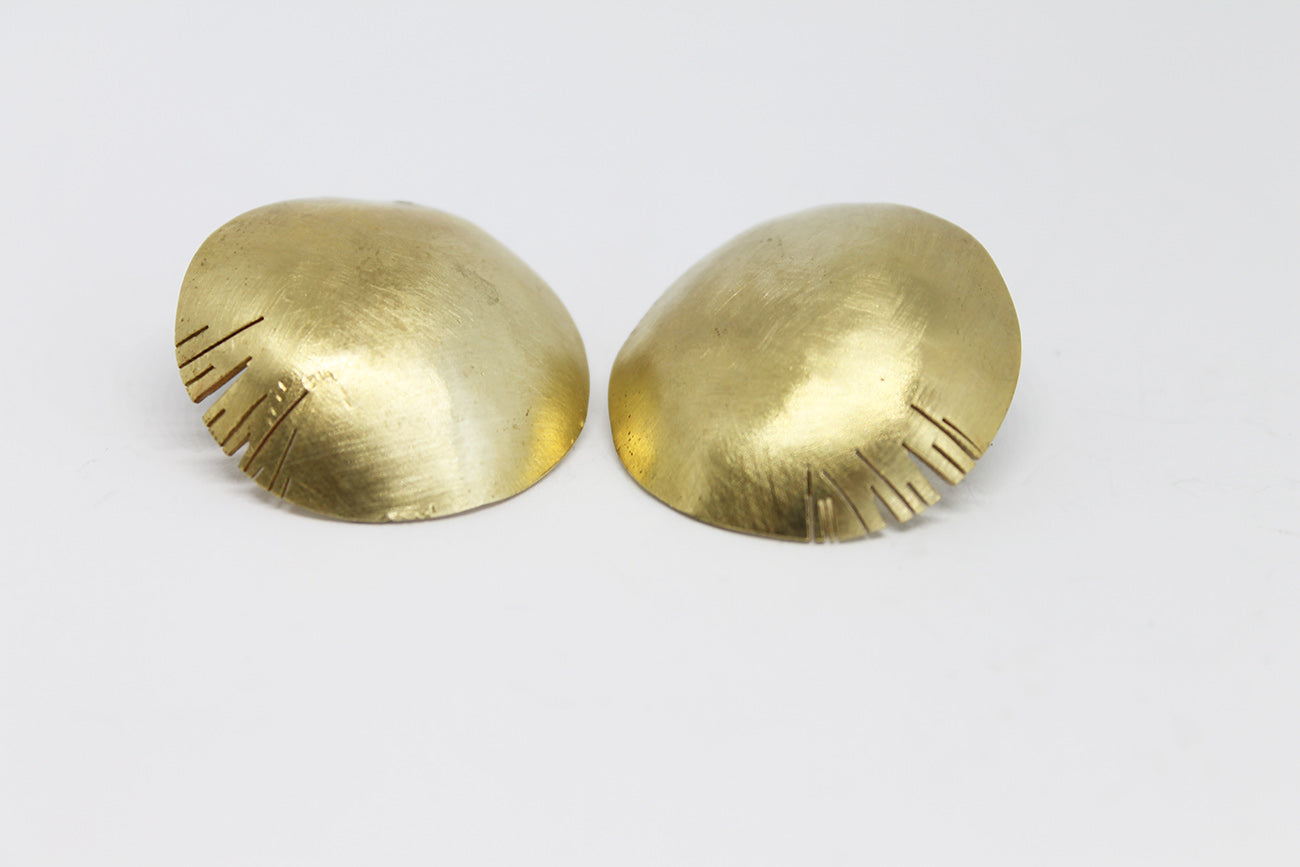 Statement earrings / lines