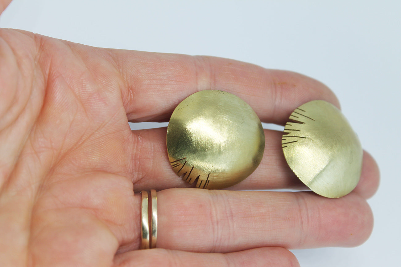 Statement earrings / lines