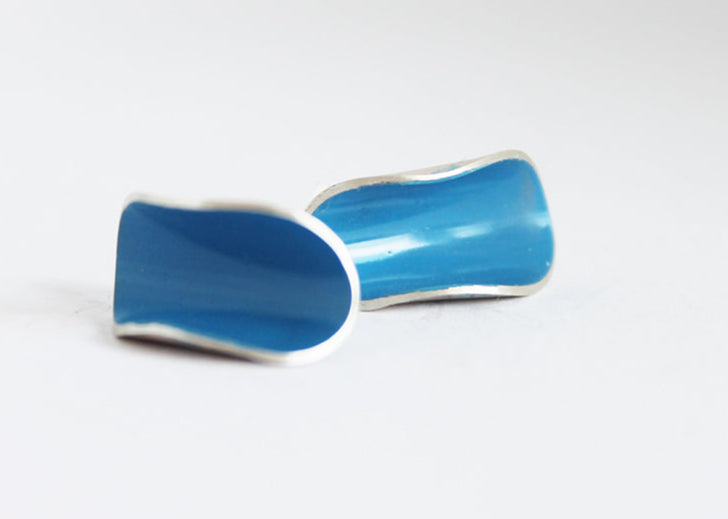 Silver shell Earrings / Red, Blue, White, Sprayed or Black Silver