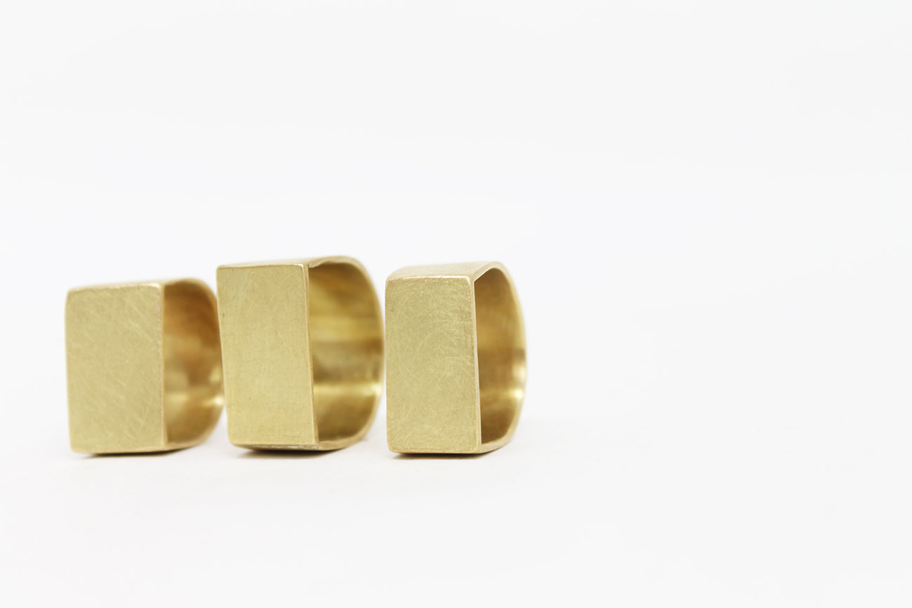 Minimal geometric Brass Ring
