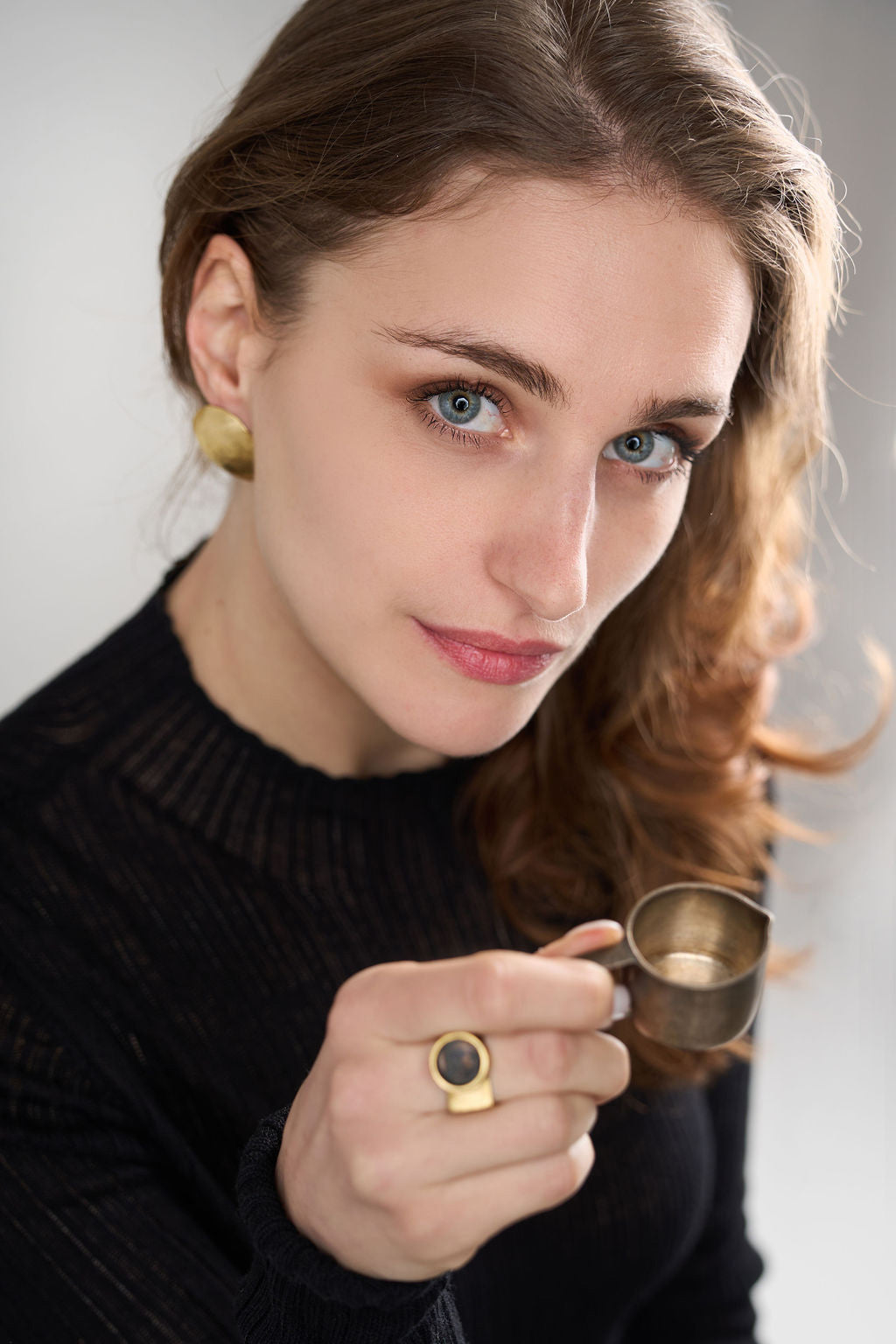 Big bold unisex brass ring / burma