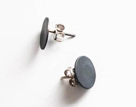 Everyday Silver ❍ earrings // black, matte or sprayed silver