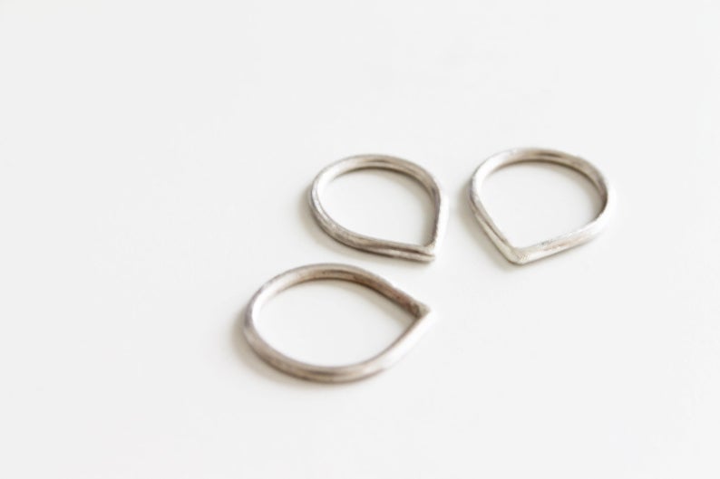 Minimal silver dainty ring // mono or stackable rings