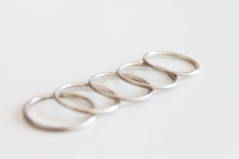 5 u 1 // Set of 5 silver minimal unisex ring
