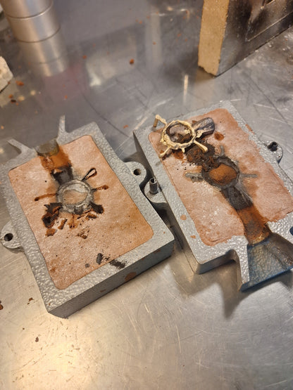 Unique artsy rings sandcasted in bronze