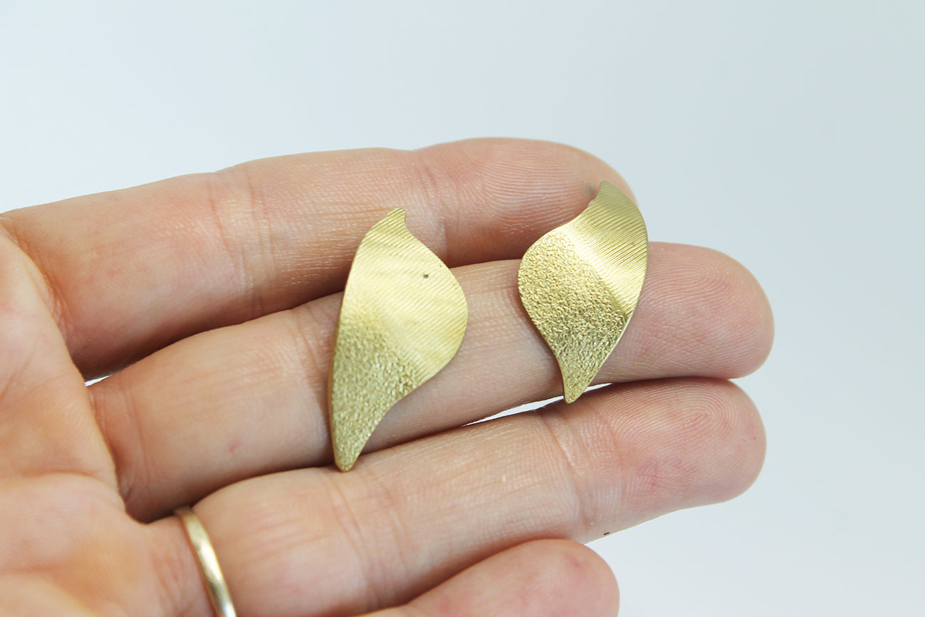 Unique mixed metal leafs earrings / different shapes