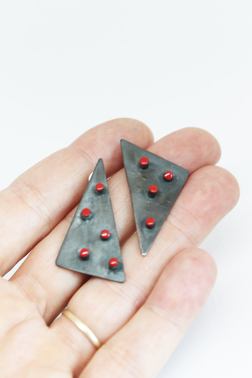 Bold edgy silver earrings / TriAngle