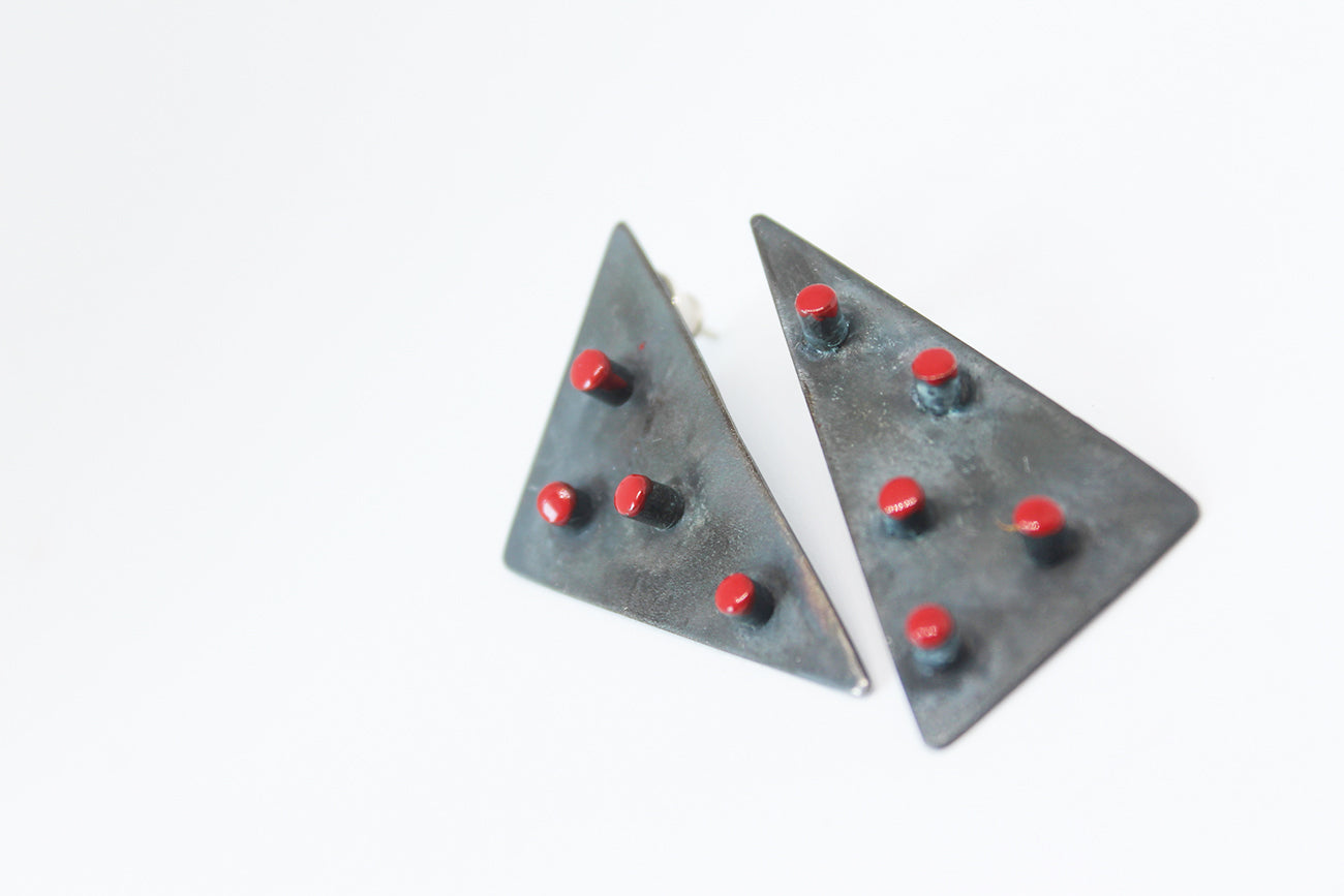 Bold edgy silver earrings / TriAngle