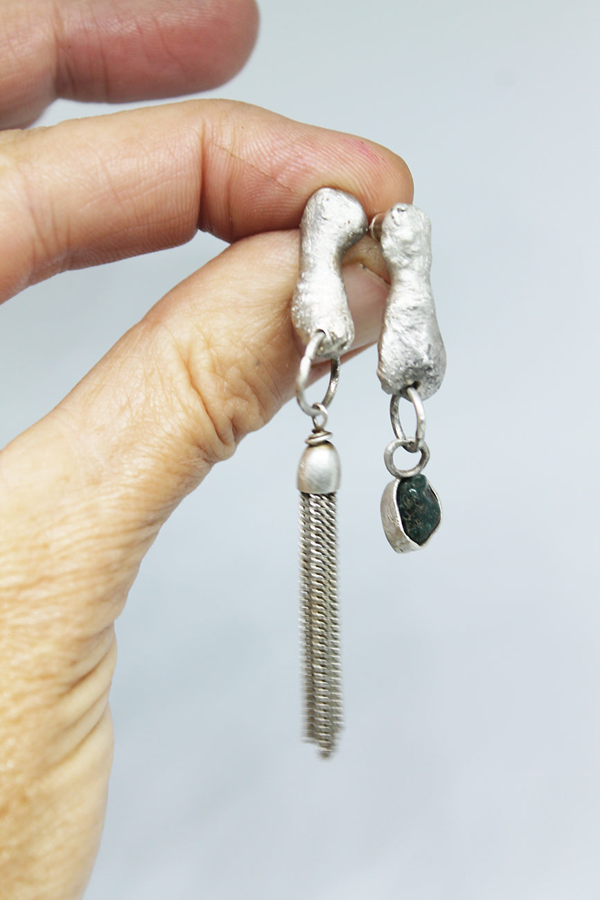 DisOrder * Mismatched mixed metal earrings / white, green or black