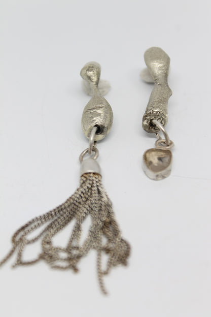 DisOrder * Mismatched mixed metal earrings / white, green or black