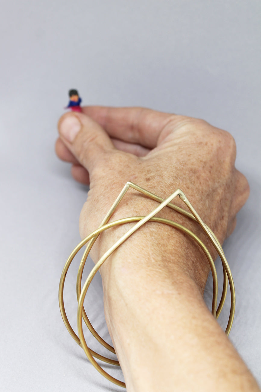 Minimal unisex set / 2 brass bangles