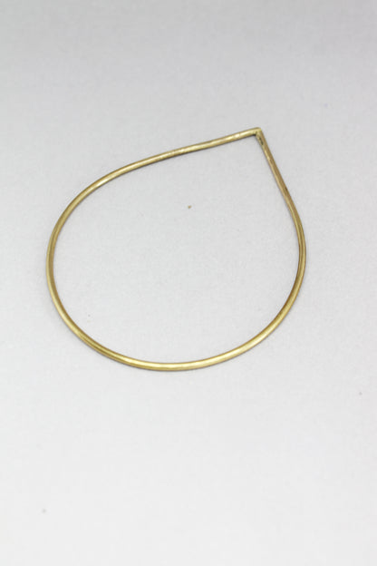 Minimal unisex set / 2 brass bangles