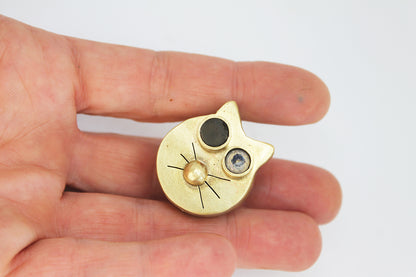 Small cute Cat Brooch Pin