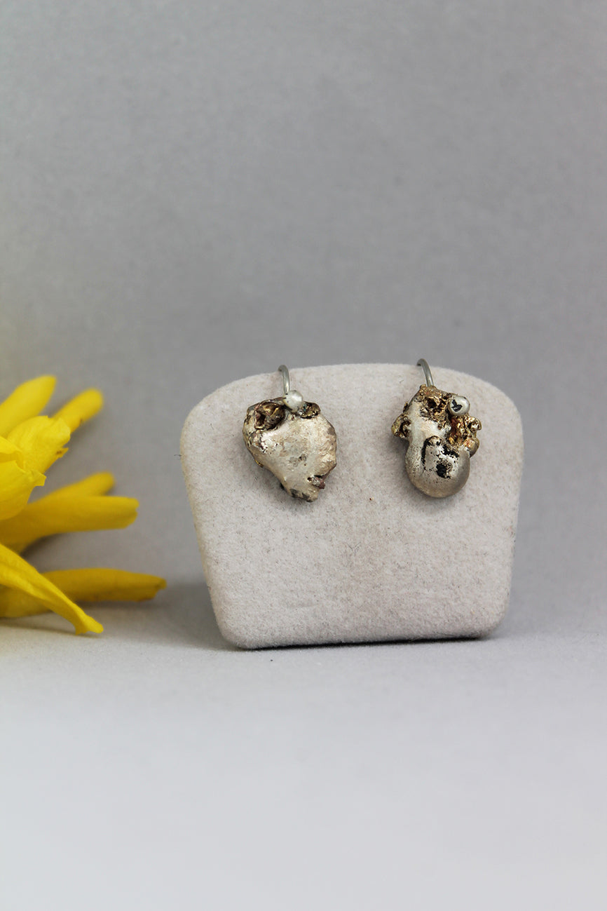 Charming mixed metal drop earrings / ŠFRLJIĆI