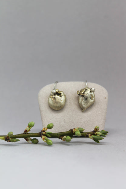 Charming mixed metal drop earrings / ŠFRLJIĆI