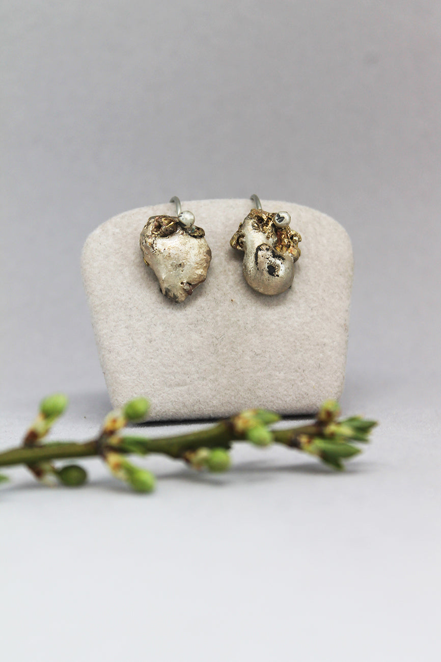 Charming mixed metal drop earrings / ŠFRLJIĆI