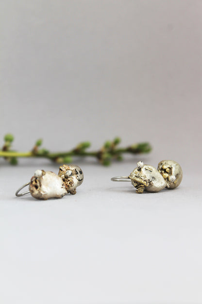 Charming mixed metal drop earrings / ŠFRLJIĆI