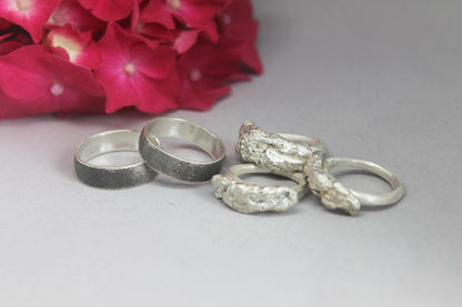 Unisex black silver ring