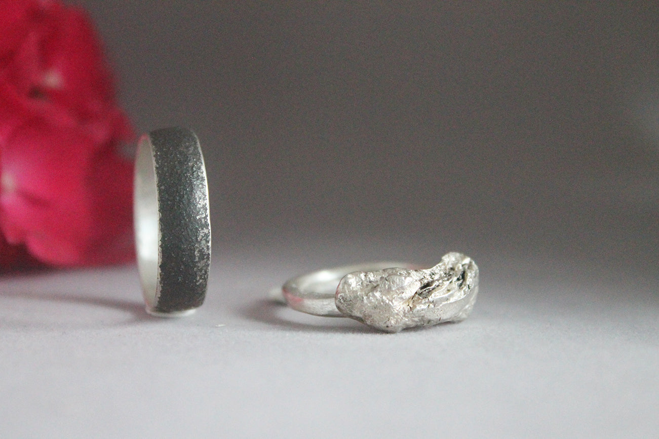 Unisex black silver ring