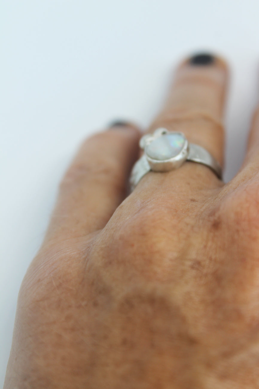 Unique silver ring / Australian opal