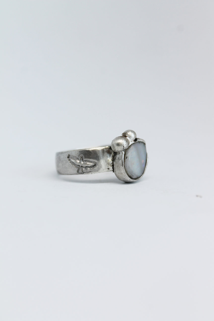 Unique silver ring / Australian opal
