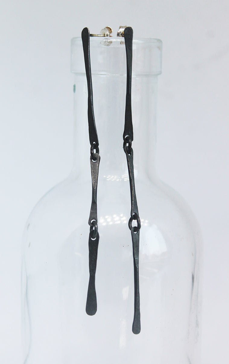 Long elegant black silver earrings / Pair or mono
