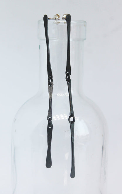 Long elegant black silver earrings / Pair or mono
