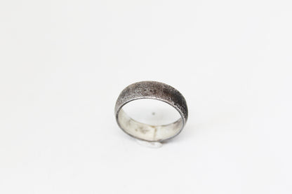 Unisex black silver ring