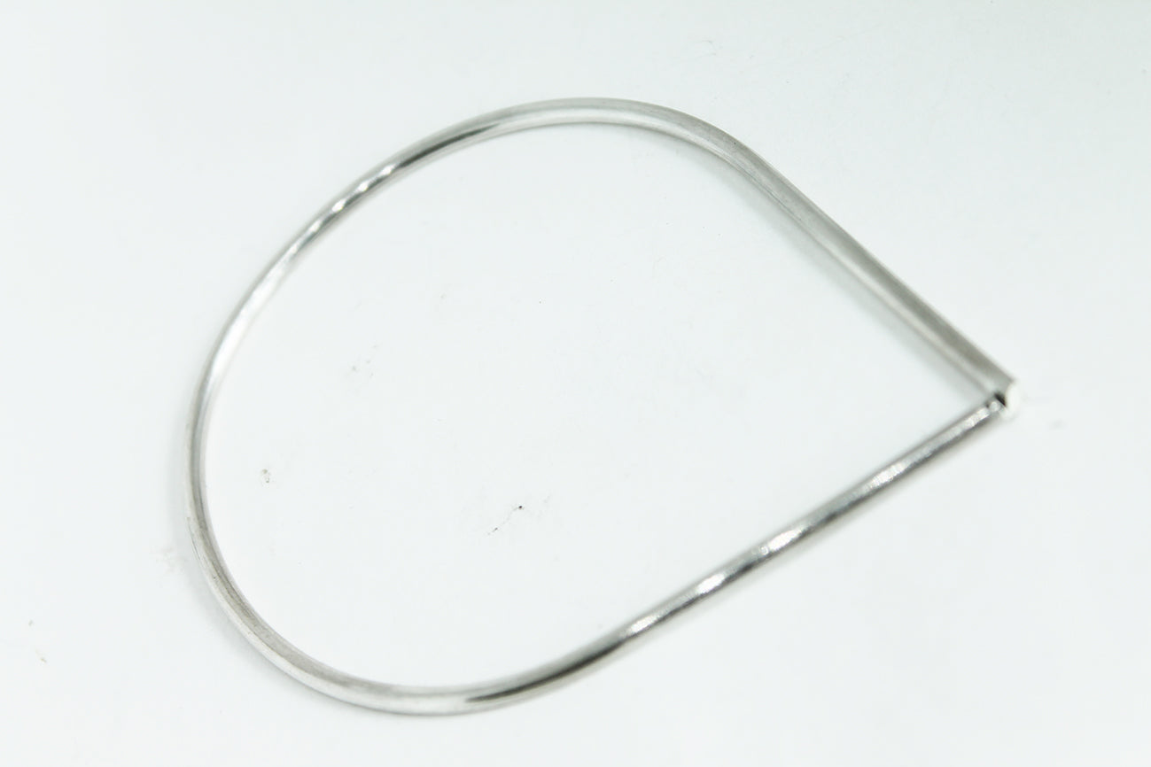 Mono silver teardrop bangle