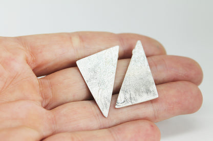 White silver triangle earrings