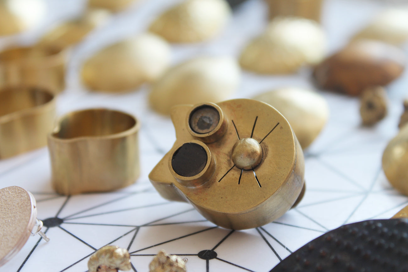 Small cute Cat Brooch Pin