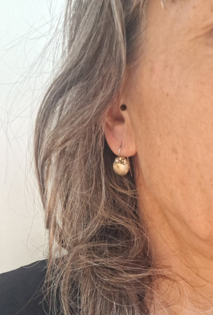 Charming mixed metal drop earrings / ŠFRLJIĆI