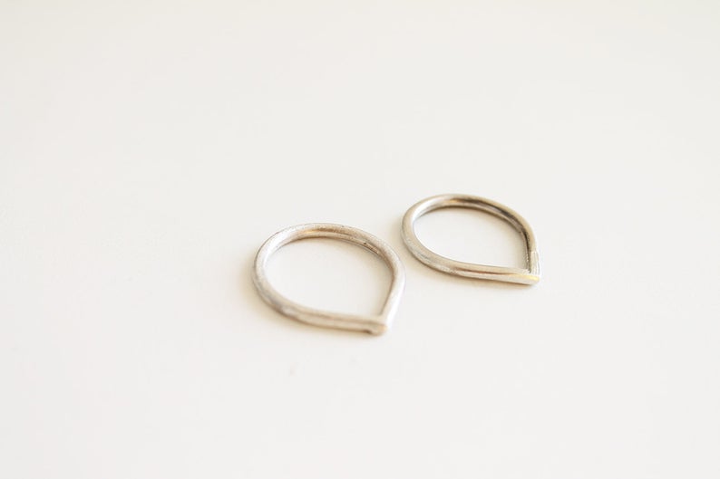 Silver Minimal Dainty Teardrop Unisex Ring