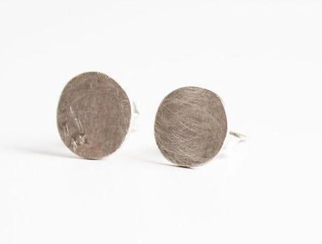 Minimal Round Silver Everyday Studs